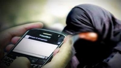 فضحها بفيديوهاتها الجنسية.. القبض على شخص يبتز طالبة بميت غمر