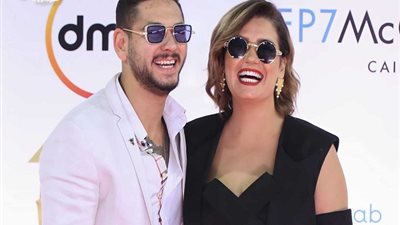 هل هو إعلان للارتباط؟.. رسالة رومانسية من محمود شاهين لهنا شيحة