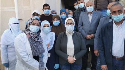 تفاصيل جولة وزيرة الصحة بمستشفى الشيخ زايد للاطمئنان على مصابي كورونا