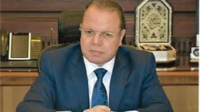 جردها من ملابسها وهدد بحرقها.. النائب العام يأمر بحبس أب شرع في قتل ابنته