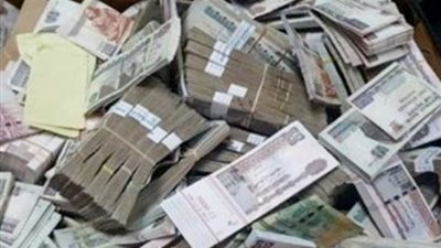 يشمل قطاع البترول.. قرار جديد من المالية بشأن صرف رواتب يناير (صور) 