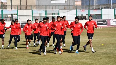 قبيل سفره للمشاركة بكأس العالم للأندية... صبحي والخطيب يشهدان المران الاخير للأهلي