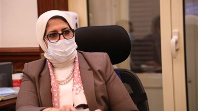 مصدر بالصحة يفجر قنبلة بشأن موجة كورونا الثانية في مصر