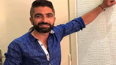 فادي خفاجة يبلغ جمهوره بمعلومة صادمة.. ويختفي