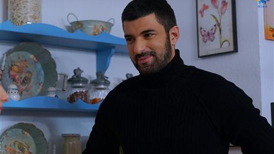 بث مباشر.. الحلقة 38 من مسلسل ابنة السفير sefirin kizi