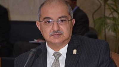 رئيس جامعة أسيوط يكشف مفاجأة سارة للعاملين 