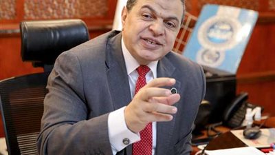 القوى العاملة: صرف مليار و104 ملايين إعانات طوارئ لـ411 ألف عامل بـ3602 منشأة