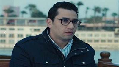 للرجال فقط.. تفاصيل عزاء والد الفنان علي الطيب