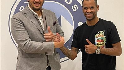 بيراميدز يقرر استبعاد رولان من رحلة كوت ديفوار.. تعرف على السبب