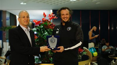 بيراميدز يكرم سفارة مصر في أبيدجان 