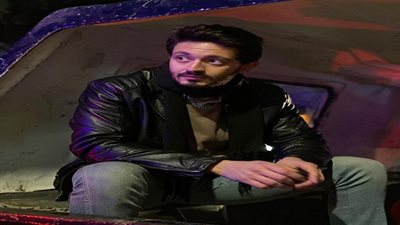 يوسف عثمان يحاول كشف 