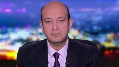 عمرو أديب يتعرض لحادث خطير.. ونقله للمستشفى بـ6 أكتوبر (صور)