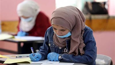 «الامتحان المجمع» يكشف عملية حرق وزير بارز بالحكومة فى 120 دقيقة