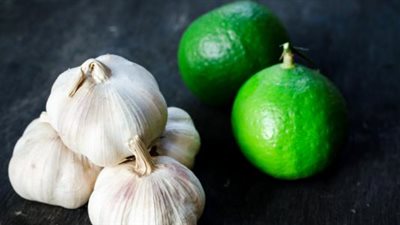 فوائد صحية غير مُتوقعة تدفعك لتناول مشروب الليمون والثوم بانتظام خاصة لهذه الفئة