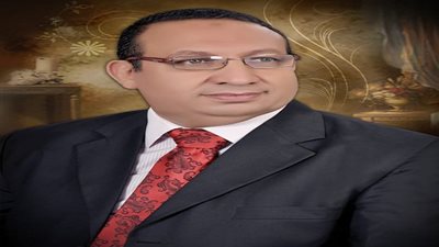 أسامة شحاتة: توفير فرص تدريبية بشركات البترول لأبناء الصحفيين