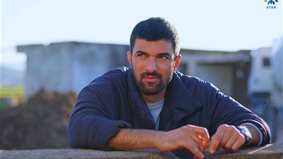 بث مباشر.. الحلقة 43 من مسلسل ابنة السفير sefirin kizi