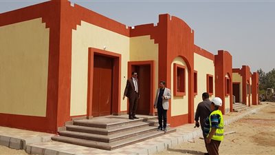 محافظ سوهاج يعلن أخبار سارة بشأن بيوت أنوال جديدة للنسيج اليدوي بالكوثر