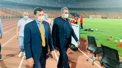 التدابير الإحترازية تسبطر على أجواء مران المنتخب في حضور الوزير