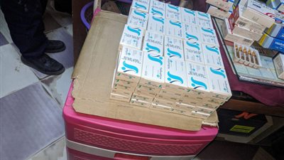 تحرير 21 مخالفة خلال حملات رقابية على مخازن الادوية والصيدليات بالمنيا