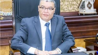 أول تعليق من محافظ المنيا على حادث قطاري سوهاج