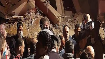 تفاصيل استخراج رضيعة عمرها 6 أشهر حية من تحت أنقاض عقار جسر السويس المنهار