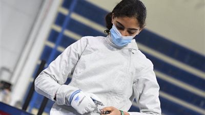 سارة شومان تتأهل لدور الـ32 ببطولة العالم للشباب والناشئين للسلاح