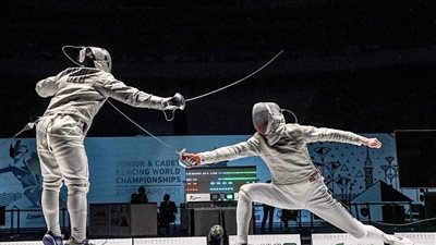 منتخب الشباب لسلاح السيف ينافس على ميدالية بعد تأهله لنصف نهائي الفرق ببطولة العالم