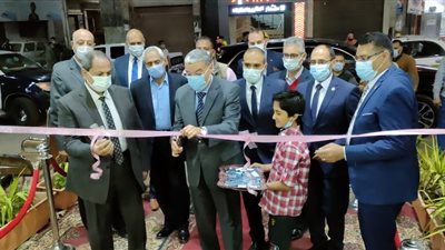 محافظ المنيا يفتتح معرض «أهلا رمضان» لتوفير السلع الأساسية بالشهر الكريم