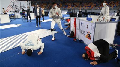 إنجاز تاريخي.. منتخب الشباب للسلاح يتأهل لنهائي الفرق ويحقق ميدالية تاريخية ببطولة العالم