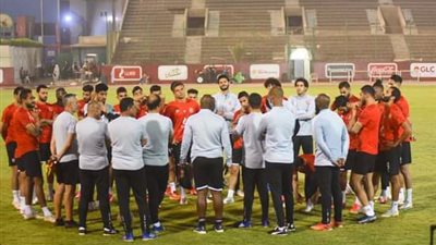 موسيماني يطالب لاعبو الأهلي بنسيان قمة الزمالك 