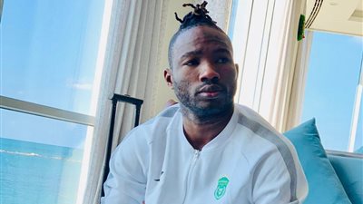 سيسيه يغيب عن لقاء إنبي اليوم بسبب الإصابة