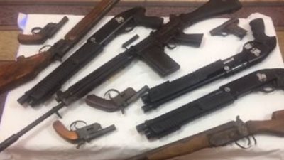 معلومة تقود المباحث لضبط أسلحة نارية بحوزة شخص في المعادي 