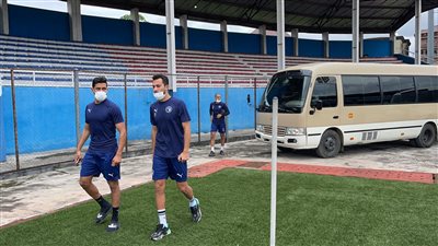 بعثة بيراميدز تصل ملعب أنيمبا لخوض المران الأخير 