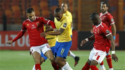 الأهلي يتخطى صن داونز ويصعد لنصف نهائي دوري الابطال 