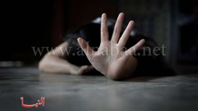 دماء على الملابس تفضح تفاصيل هتك عرض طفلة على يد مدرس ثانوي بالغربية