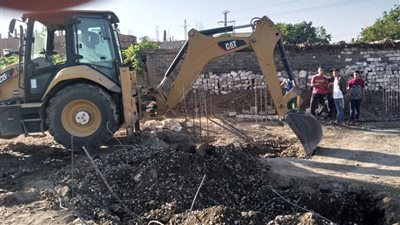 بالصور.. إزالة فورية لحالة بناء مخالف في المراغة بسوهاج