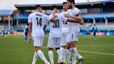 موعد وحكام مباراة بيراميدز والرجاء المغربي 