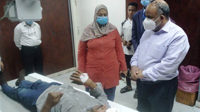 محافظ أسوان: غرفة عمليات ميدانية للتعامل مع تداعيات حادث قطار السد العالى 