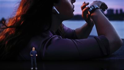 أبل تخطط لساعة جديدة قادرة على تحليل الدم!!