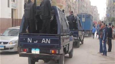 اسقاط عصابتين تستخدمان لانشات ببحيرة المنزلة فى السرقة بالإكراه