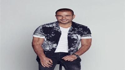 «النبأ» تكشف القصة الكاملة لدخول عمرو دياب مستشفى «الصفا» بالمهندسين