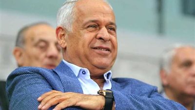 عاجل ... تعرف على تعليق محمد فرج عامر بعد هزيمة سموحة برباعية امام الأهلي وموقف أحمد سامي 