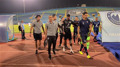 بيراميدز يفقد دونجا وإبراهيم عادل في مواجهة الإنتاج الحربي 