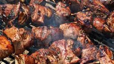 أشدها السرطان وأمراض القلب.. مخاطر مميتة للشواء على الفحم 