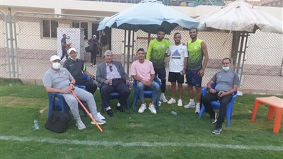 قفشه وشريف يزورا نادي انبي وسط حفاوة من اللاعبين والجهاز الفني