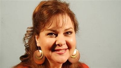 بعد تليف الرئة.. مخاوف طبية خطيرة تواجه دلال عبد العزيز داخل «العناية المركزة»