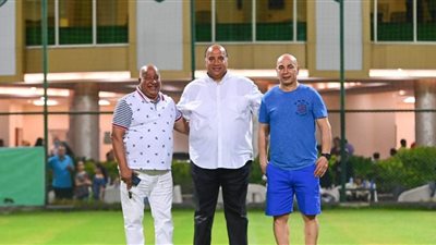 بالصور.. «مصيلحي» يجتمع مع حسام حسن ورئيس قطاع الناشئين