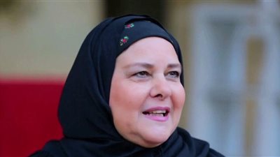 بعد 100 يومًا في «العناية المركزة».. هل تخضع دلال عبد العزيز لعملية زراعة رئة؟