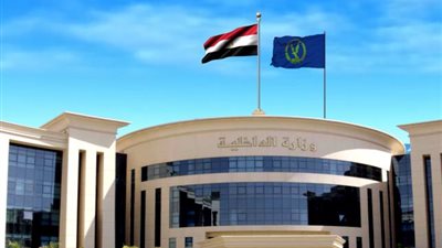 بالفيديو.. «مستريح النزهة» يجمع ملايين الجنيهات من «النصب العقاري»