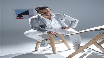 بالصور.. إيساف ينتهي من تصوير فيديو كليب 